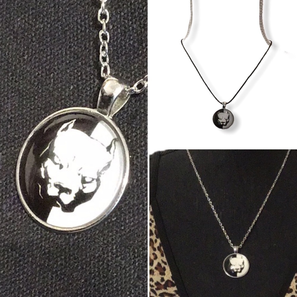 Boutique - Cabochon necklace pit bull blk white - 1 leather & 1 alloy chain incl
